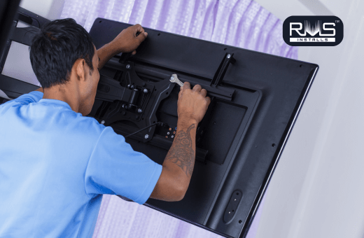 How to Choose the Right TV Installation Service